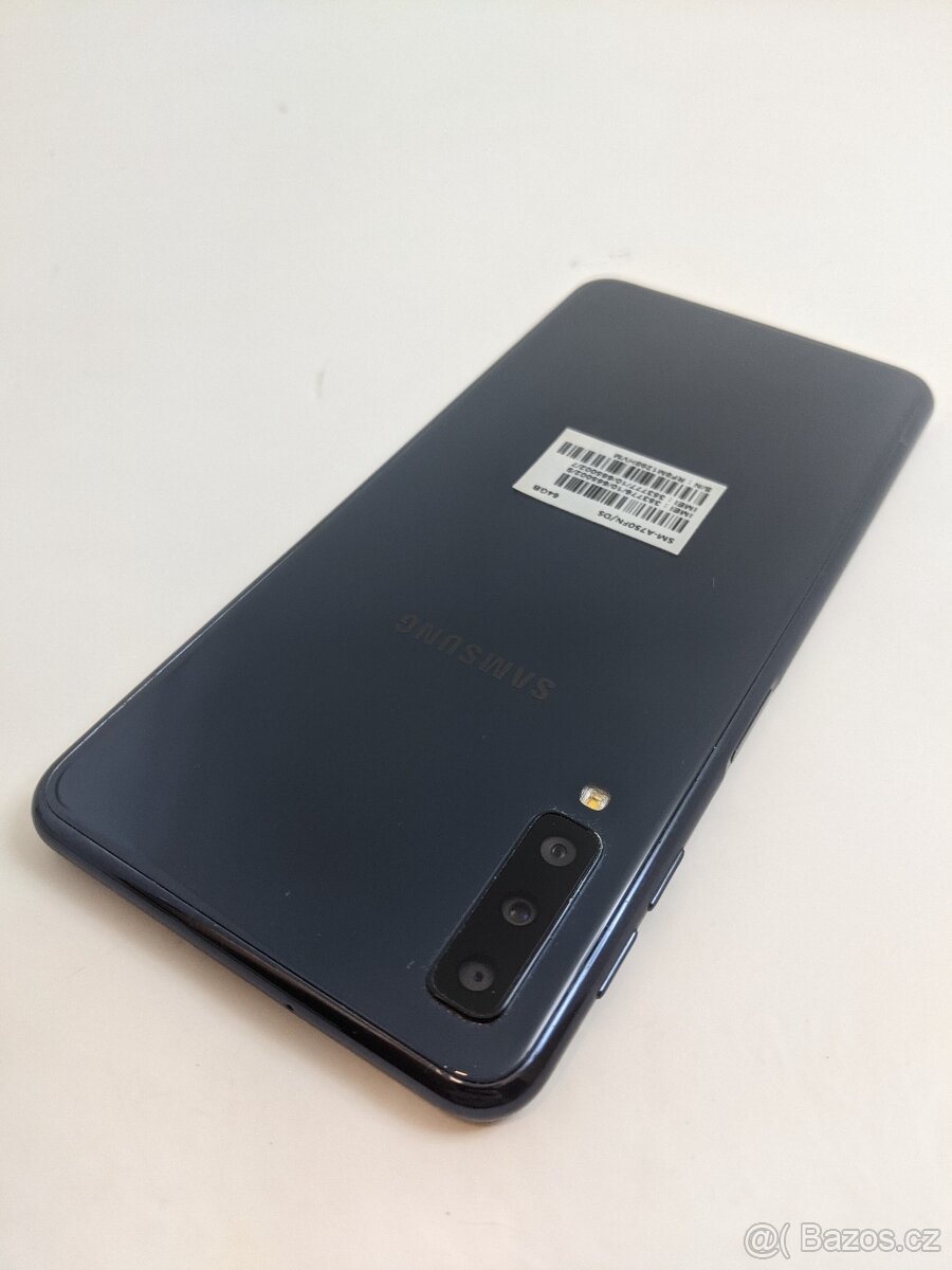 Samsung Galaxy A7 (2018) 4/64gb Black. Záruka 6 měsíců. - 10