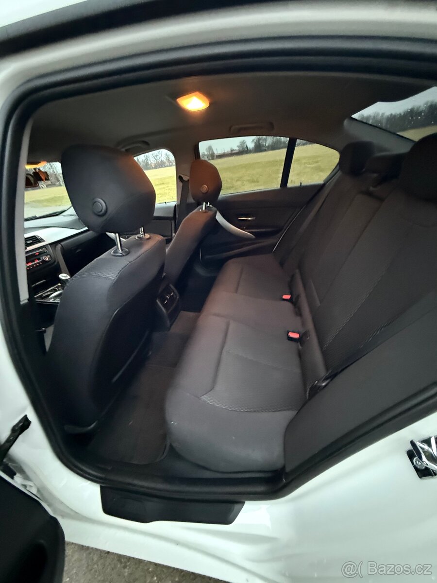 Prodám BMW F30 320D 135 kw r.v. 2012 - 10
