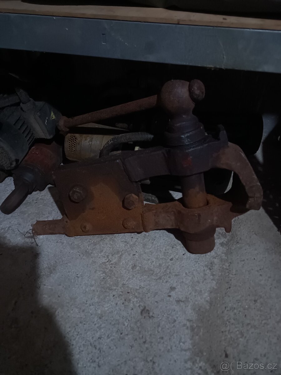 Garážový výprodej - 10