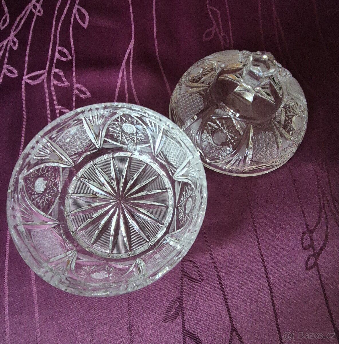 Broušená miska s víčkem - 10