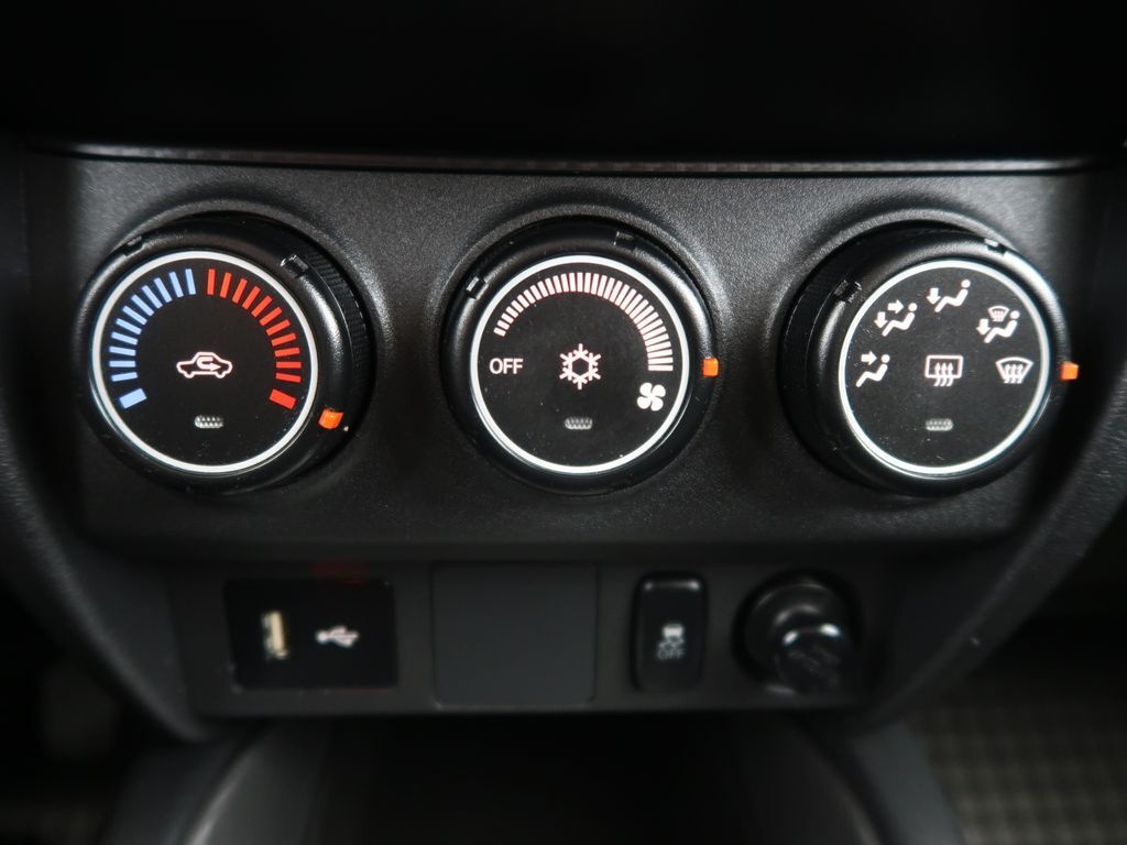 Mitsubishi ASX 1.6MIVEC,CZ,1Maj,86kW,Manuál - 10