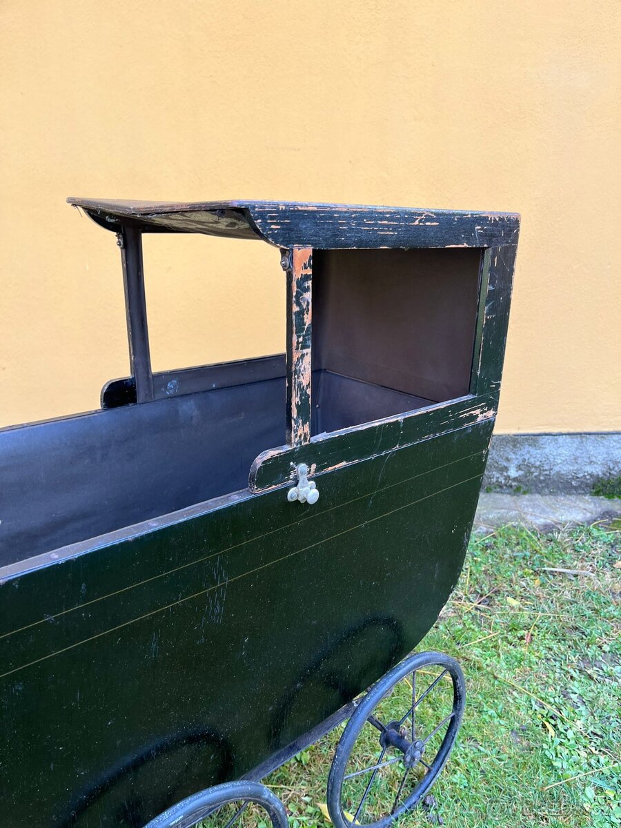 Starožitný kočárek pro panenky - autíčko č. 2 - 10