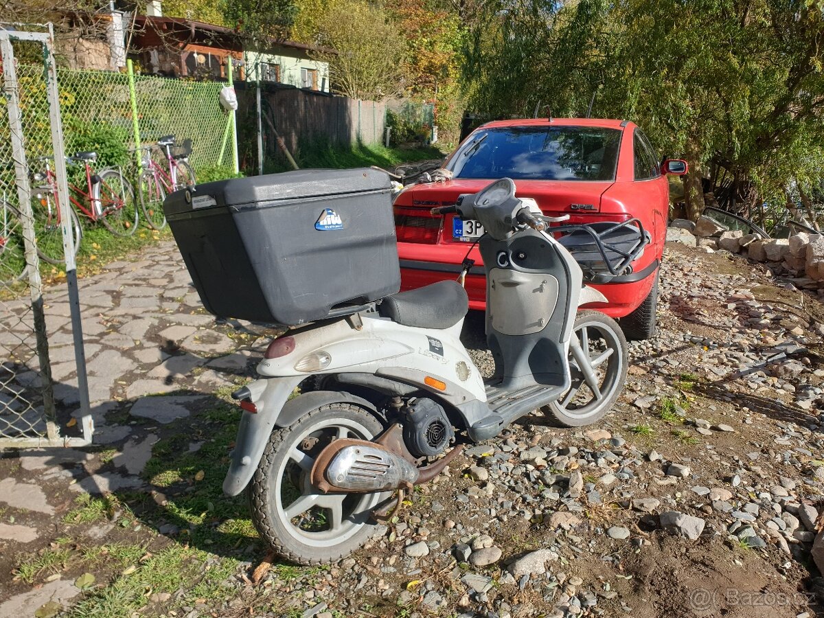 Piagio Liberty pošťák 125 - 10