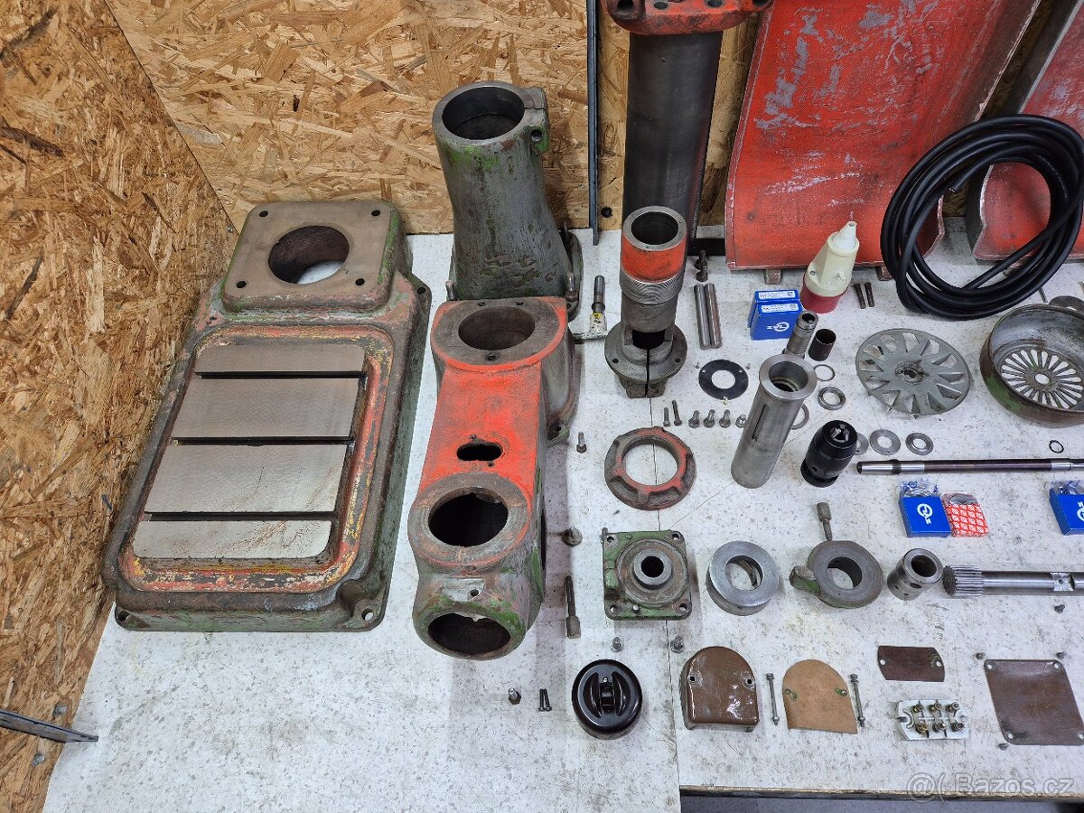 Vŕtačka jihokov V-16 1958 - 10