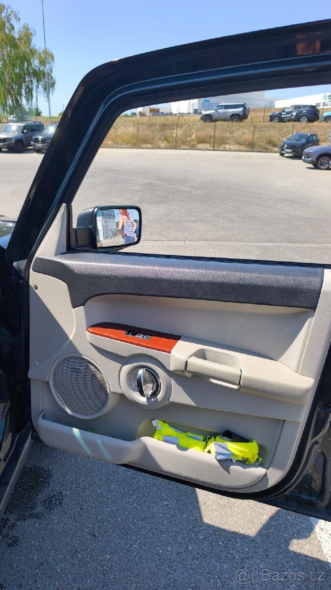 Jeep Comander 3.0 CRD - 10
