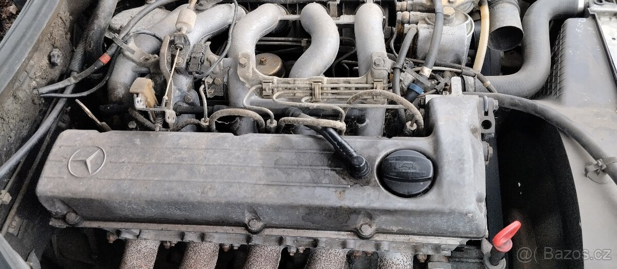 Mercedes-Benz W 124 250D Náhradní Díly - 10