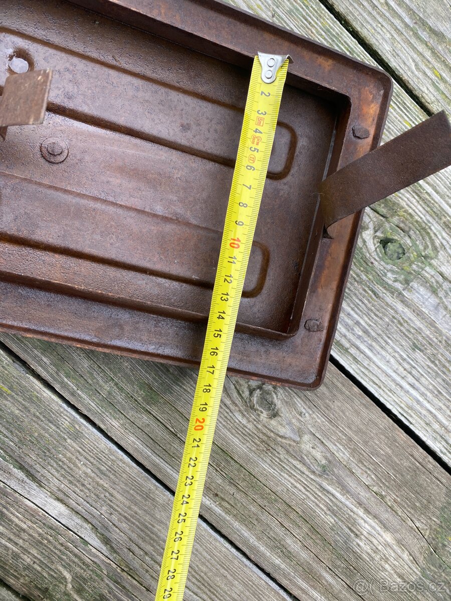 kamna stará kamna pec komponenty dvířka popelník - 10