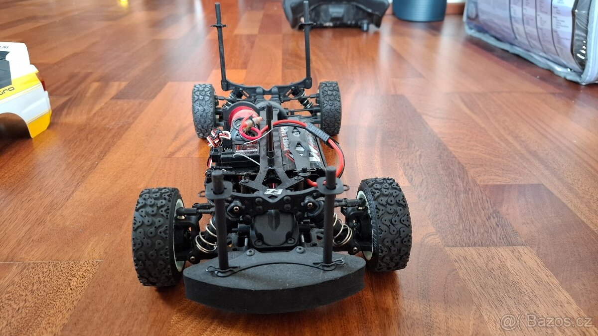 Rally Legends Audi Quattro Sport 19854WD2.4GHz RTR sada 1:10 - 10