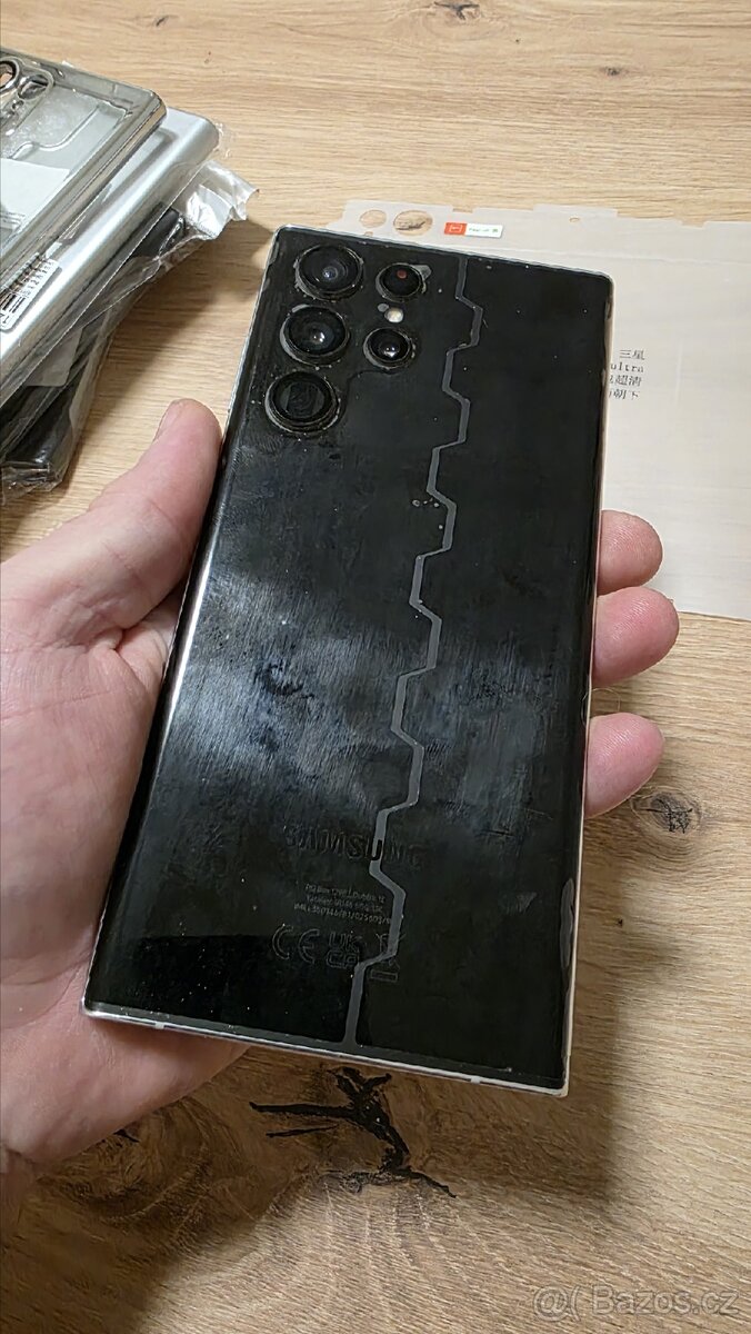 Samsung s22 ultra 12/512GB malá vada na displeji - 10