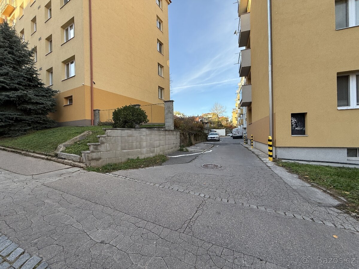 PRONÁJEM GARÁŽE, BRNO – ČERNÁ POLE - 10