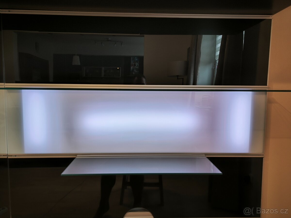 IKEA BESTA TV stěna s držákem TV+ LED osvětlení - 10