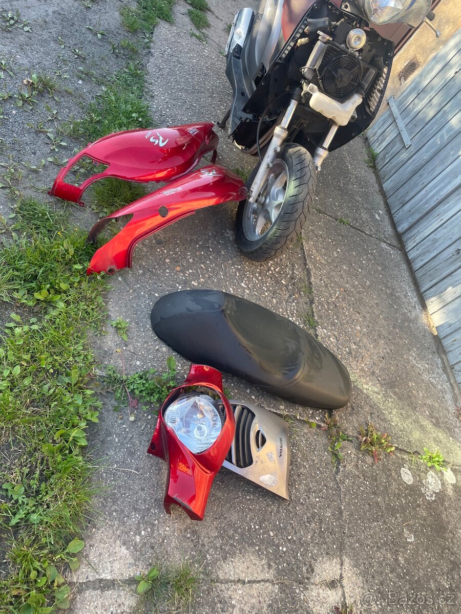 Dily Honda Ps125i - 10