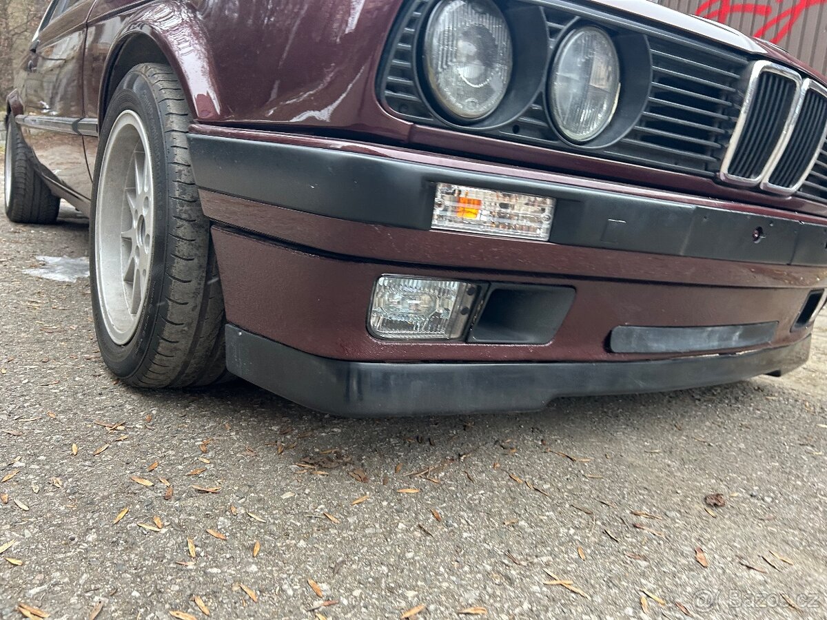 Prodam BMW e30 kupe 320i - 10