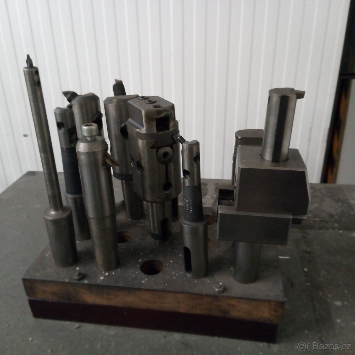 VYVRTÁVAČKA HORIZONTÁLNÍ TOS VARNSDORF typ WH 80 - 10