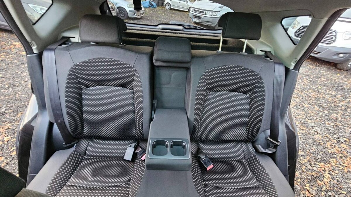 Nissan Qashqai 1.5 DCI 2009 STK 11/27 klima navigace tažné - 10