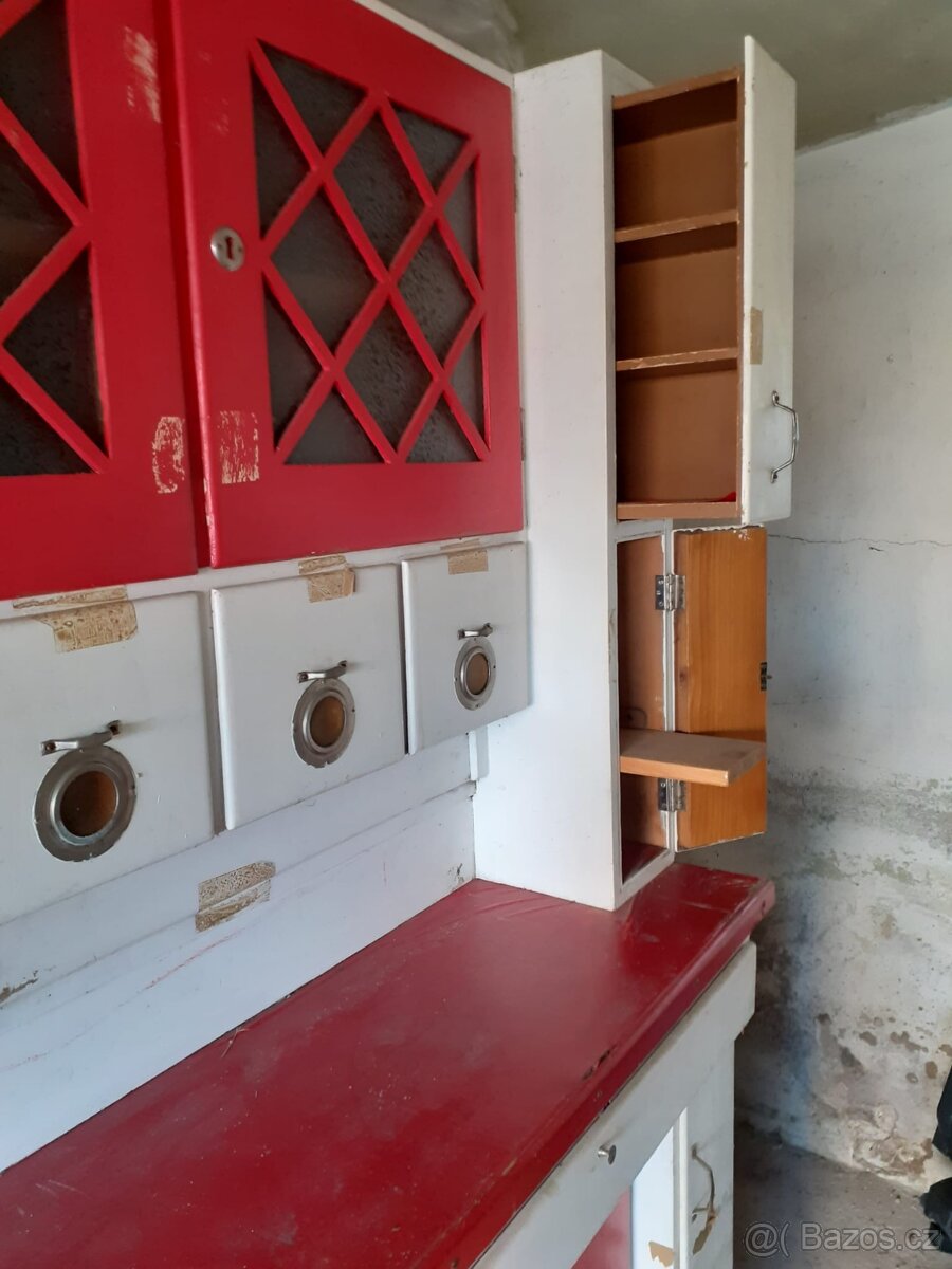 Prodám americkou kredenc - 10