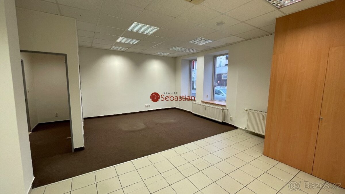 Pronájem komerčních prostor – 184 m², centrum Litvínova - 10