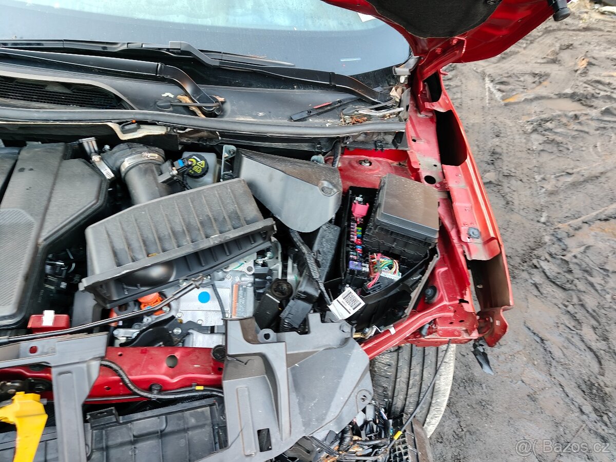 Nissan Qashqai hybrid Tekna - 10