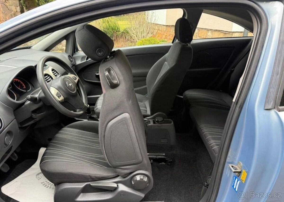 Opel Corsa 1,2i 1 Majitel pravide.servis benzín - 10