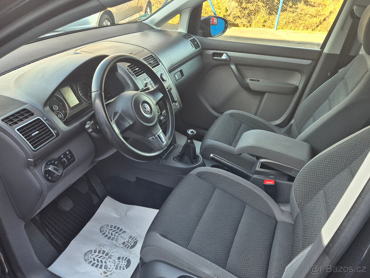 Volkswagen Touran 2.0 TDI 7 MÍST - 10