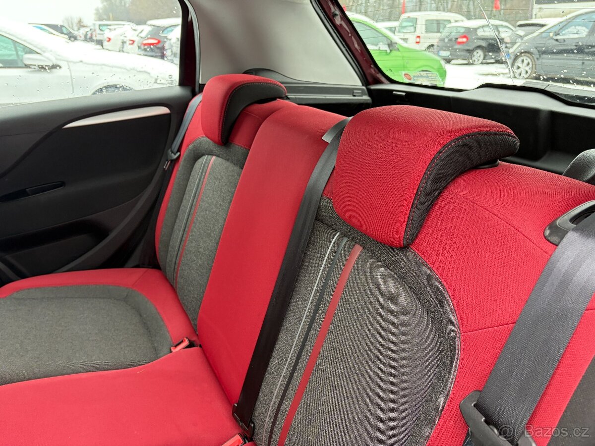 Fiat Punto 1.2i - 10