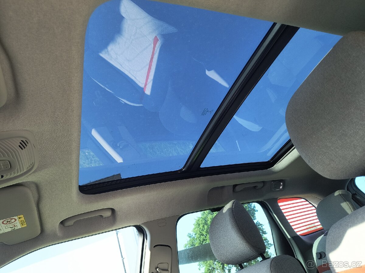 Citroen C3 aircros 1,2i,automat - 10