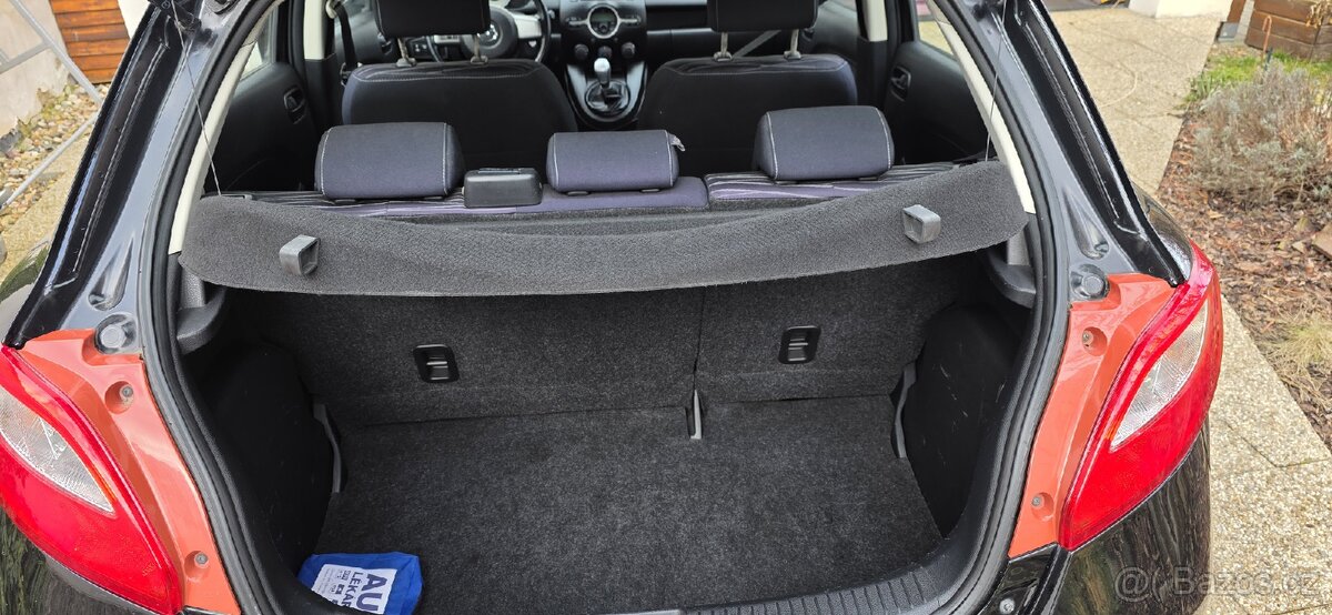 Mazda 2,1,3 63 kw - 10