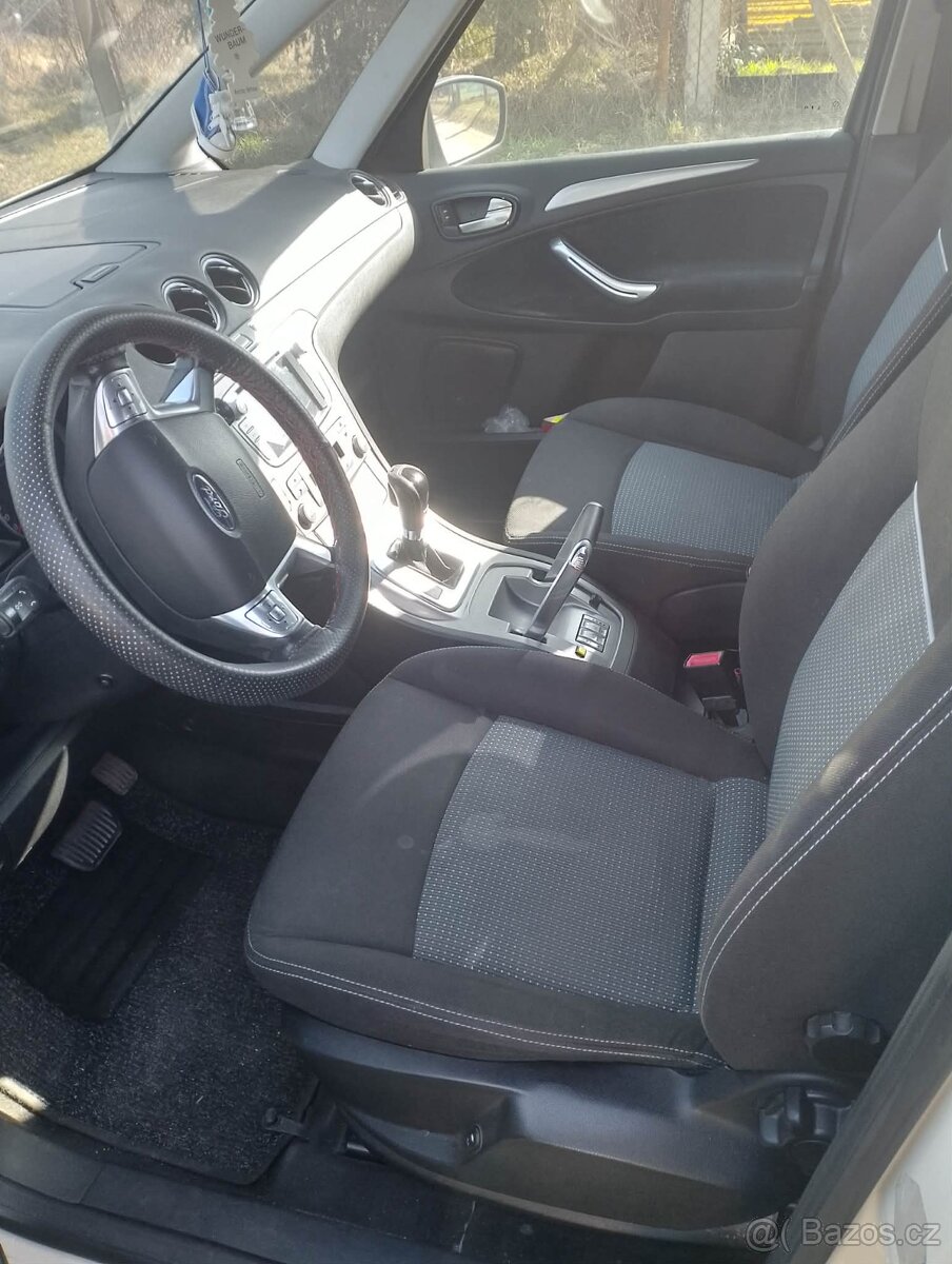 Prodám Ford Galaxy - 10