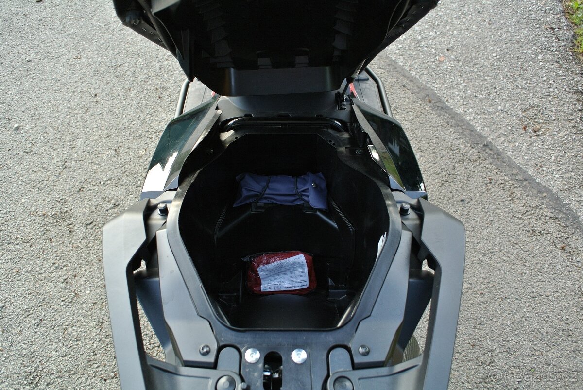 Honda X-ADV 750 - 10