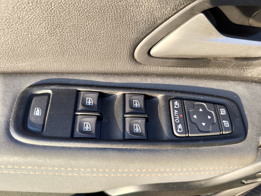 Duster Extreme 10/23, 1,0 TCe LPG, 38 tkm, 1. majitel, tažné - 10