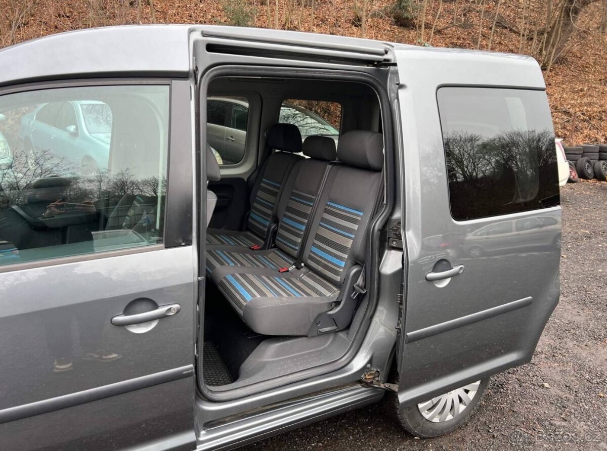 VW Caddy 1.2 TSI 77 kW 2x šoupačky 2011 klima serviska - 10