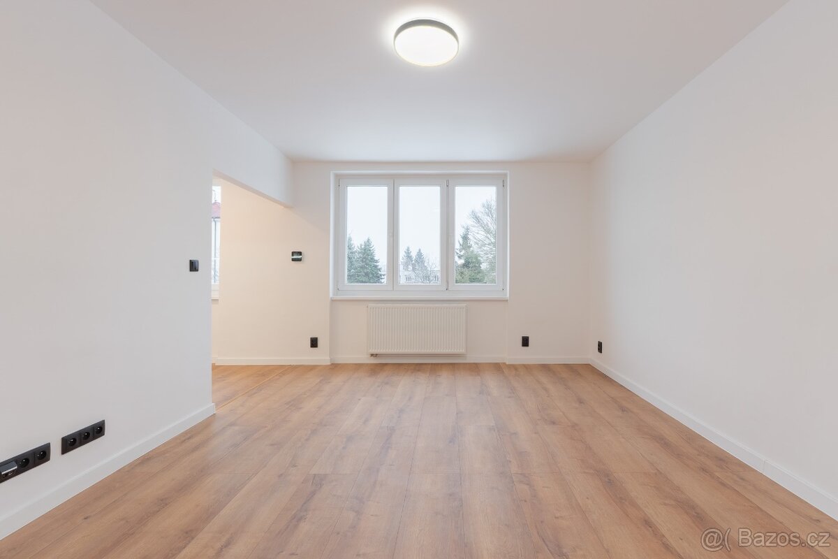 Prodej bytu 2+1 50 m² Sídliště, Krupka - 10