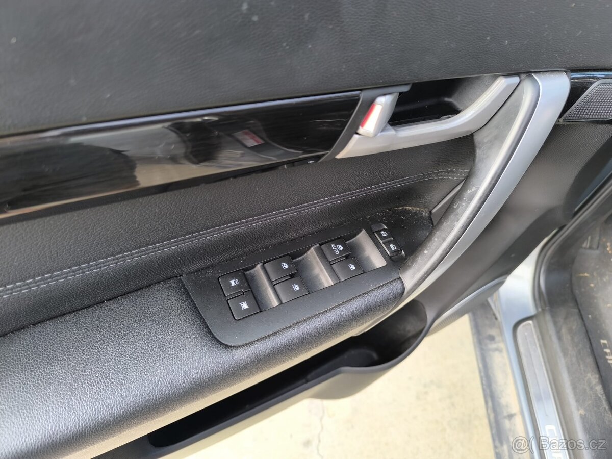 Chevrolet Captiva 2.2CDTi 4x4 - DPH nová STK - 10