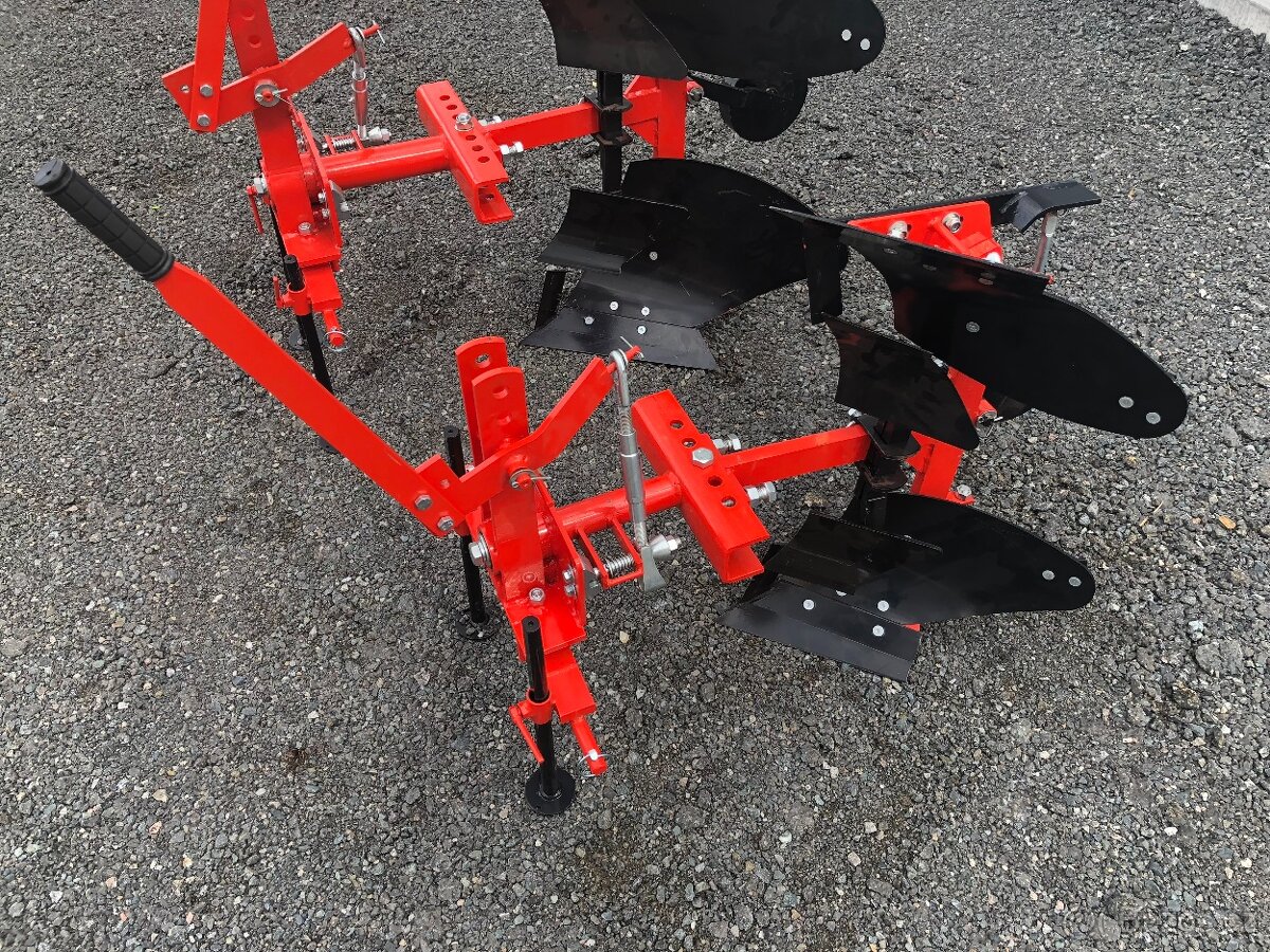 Obracecí pluh PO 230 - 10