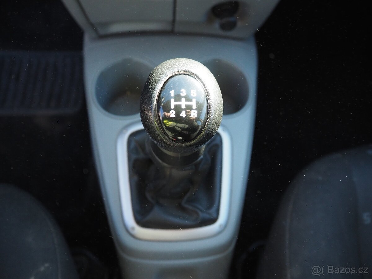 Mazda 2 1.3 klima - 10