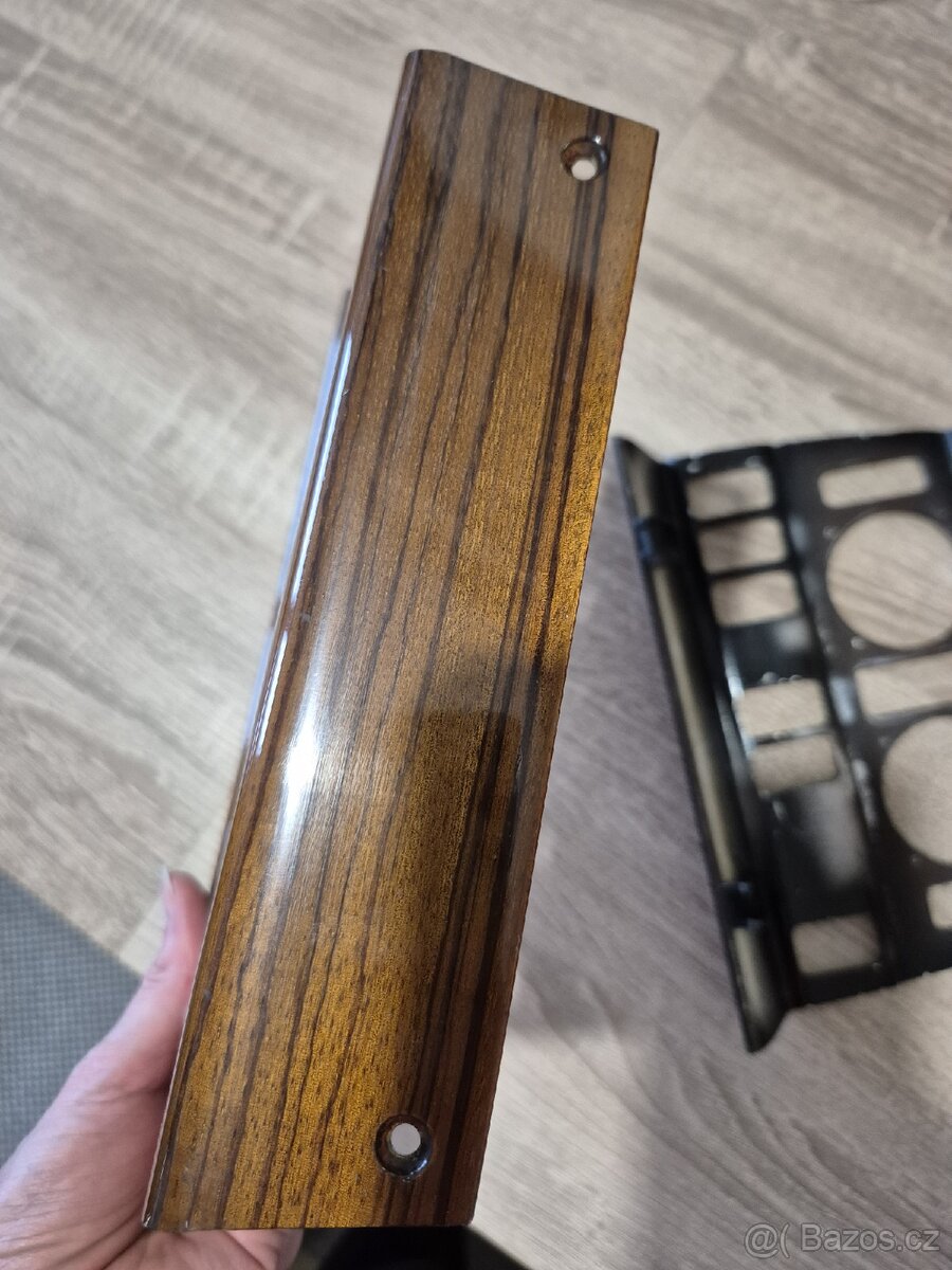 Mercedes Benz W124 dekor - 10