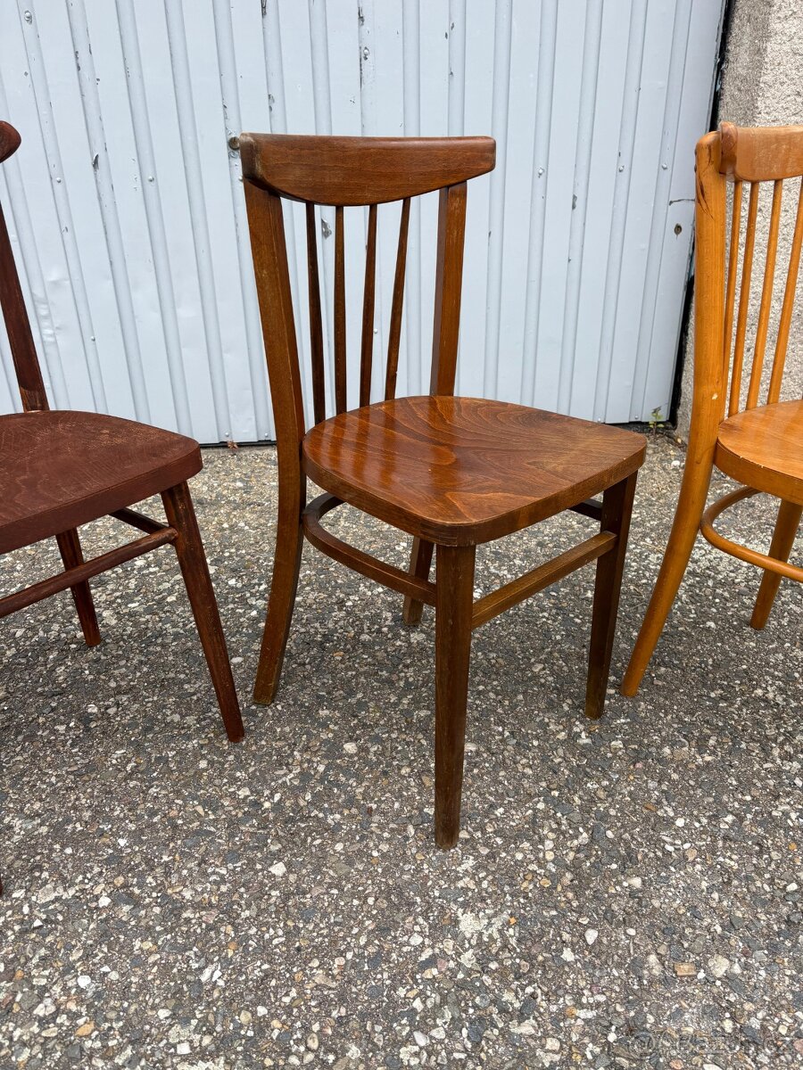 Dřevěné židle Ton - 10