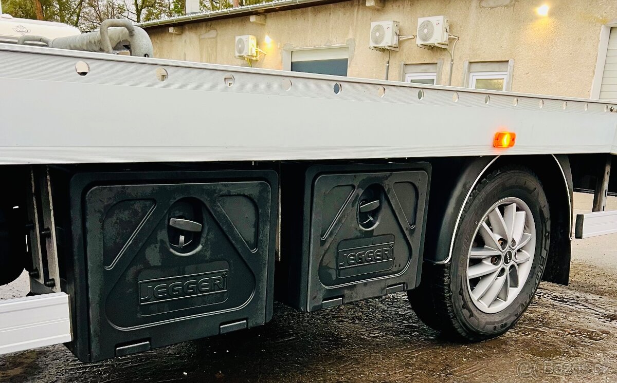 IVECO DAILY ODTAHOVÝ VŮZ - 10