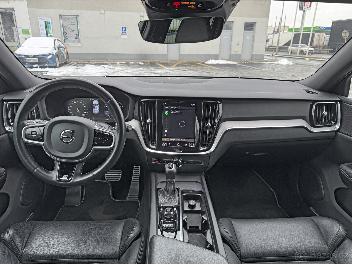 Volvo V60, T6 R-Design 240 kW 4x4 - 10