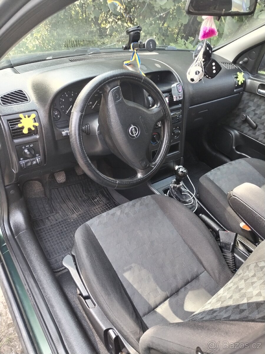 Opel astra - 10