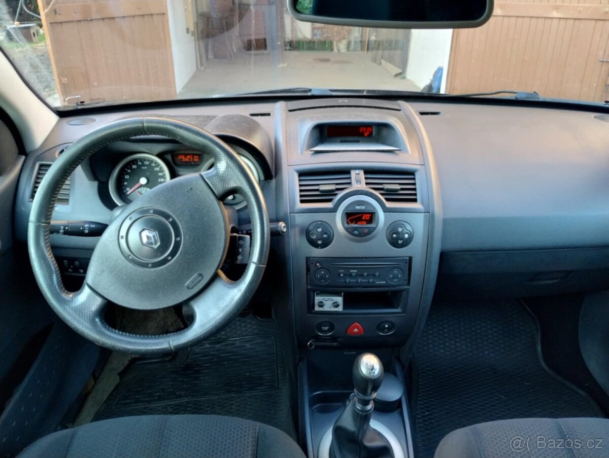 Renault Megane - 10