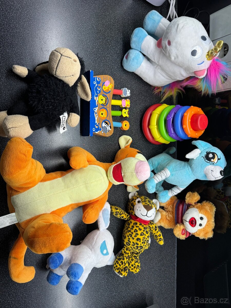 Hračky pro deti - 10