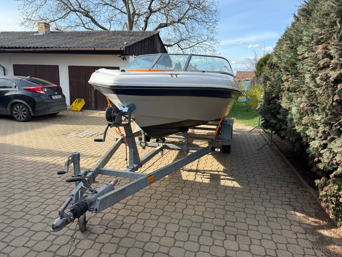 Motorový člun four winns horizon 170 - 10