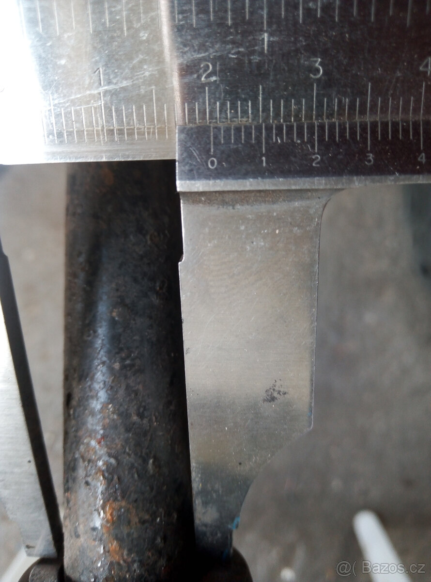 hřídel se sklíčidlem dlabačka cirkula - 10