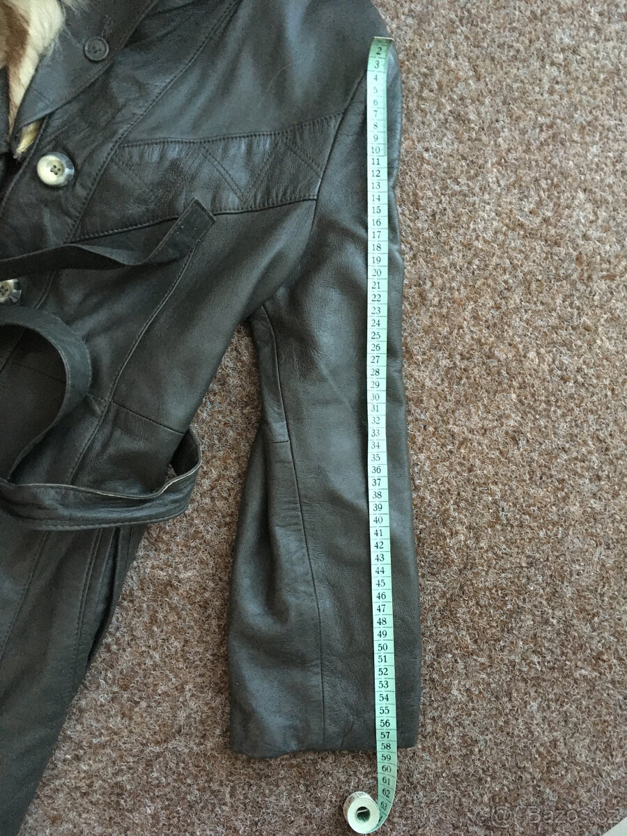 Kožený dámský kabát s pravým liščím límcem - 10