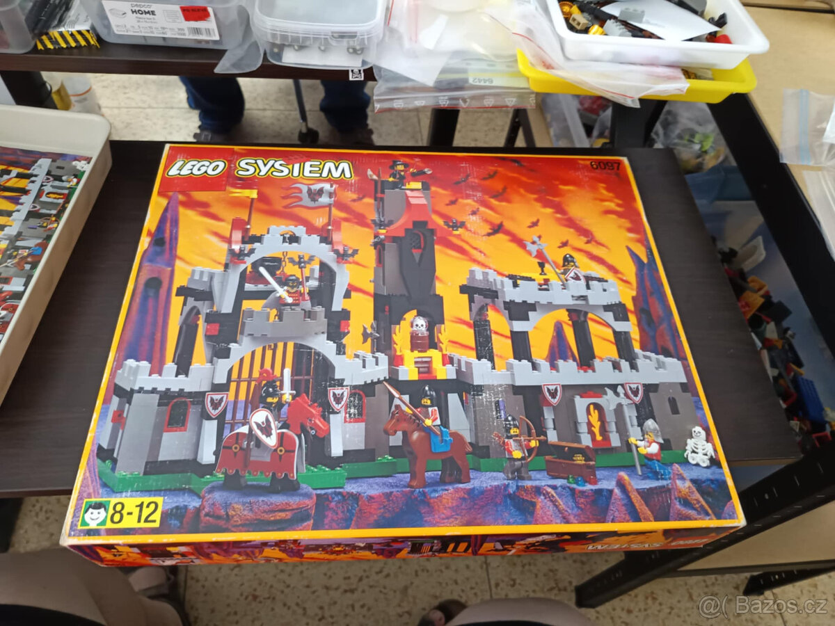 LEGO Castle 6097 Night Lord's Castle +návod +box - 10
