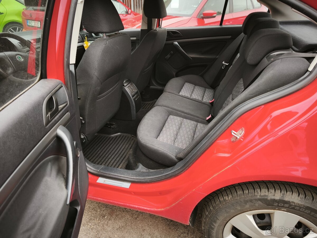 Škoda Octavia 1.4 16V Classic,klima,ČR původ - 10