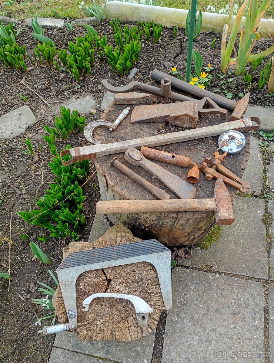 Různé Staré Nářadí - 10