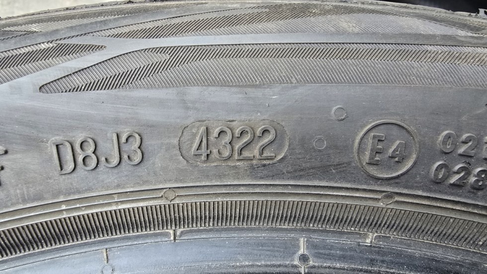 Letní pneu 225/45/18 Continental - 10