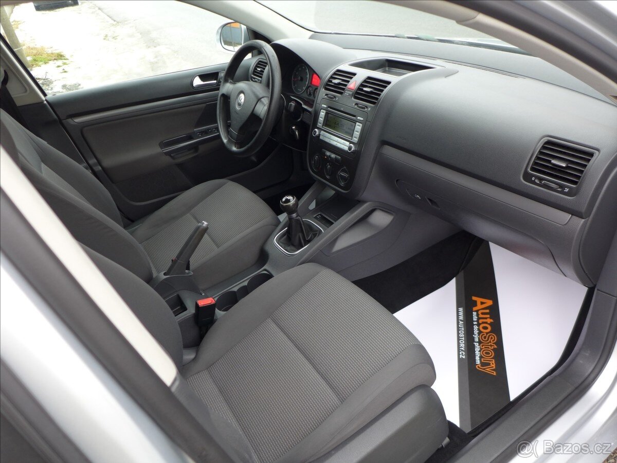 Volkswagen Golf 1,4 i KLIMA, 1.MAJITEL - 10